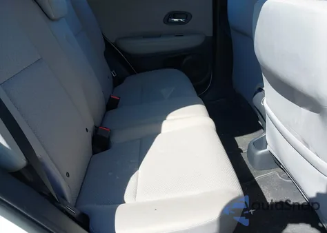 2018 Honda Hr-V Lx z USA, uszkodzony, nr VIN 3CZRU6H33JM717319